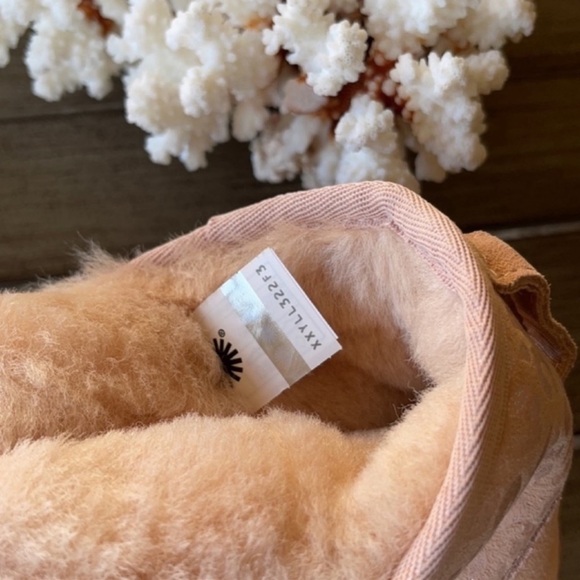 🌴🔆UGG- CLASSIC MINI SNOW LEOPARD BOOTS🔆🌴 - Picture 9 of 15